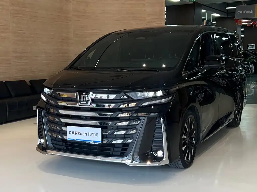 Toyota Vellfire 2024 из CN, фото 1
