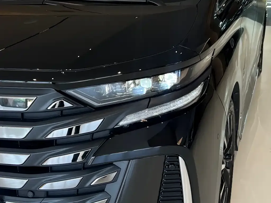Toyota Vellfire 2024 из CN, фото 5