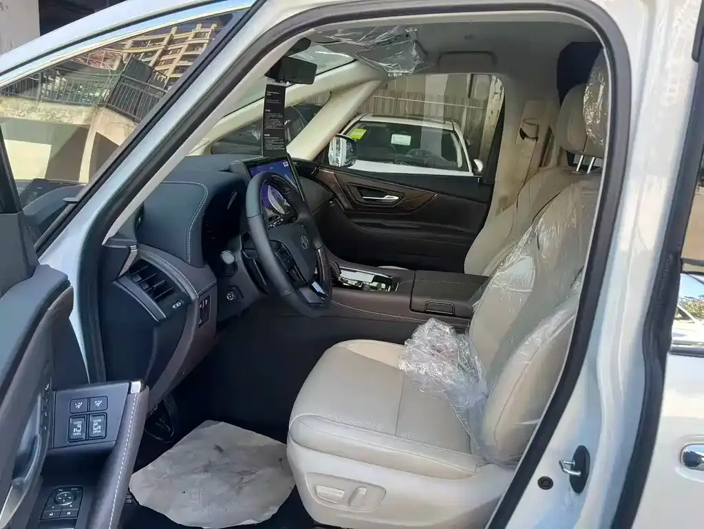 Toyota Alphard 2026 из CN, фото 8
