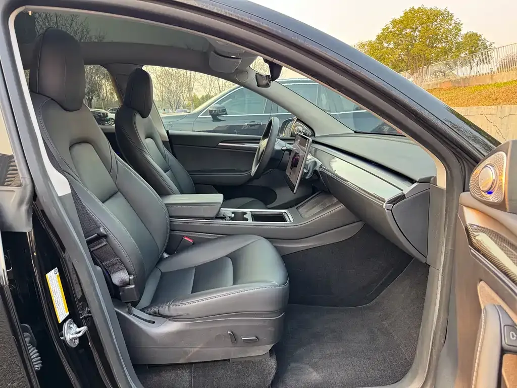 Tesla Model Y 2022 из CN, фото 8