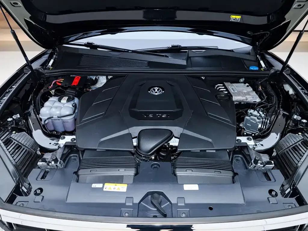 Volkswagen Touareg 2024 из CN, фото 7