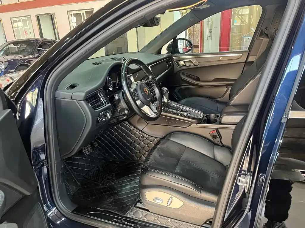 Porsche Macan 2021 из CN, фото 7