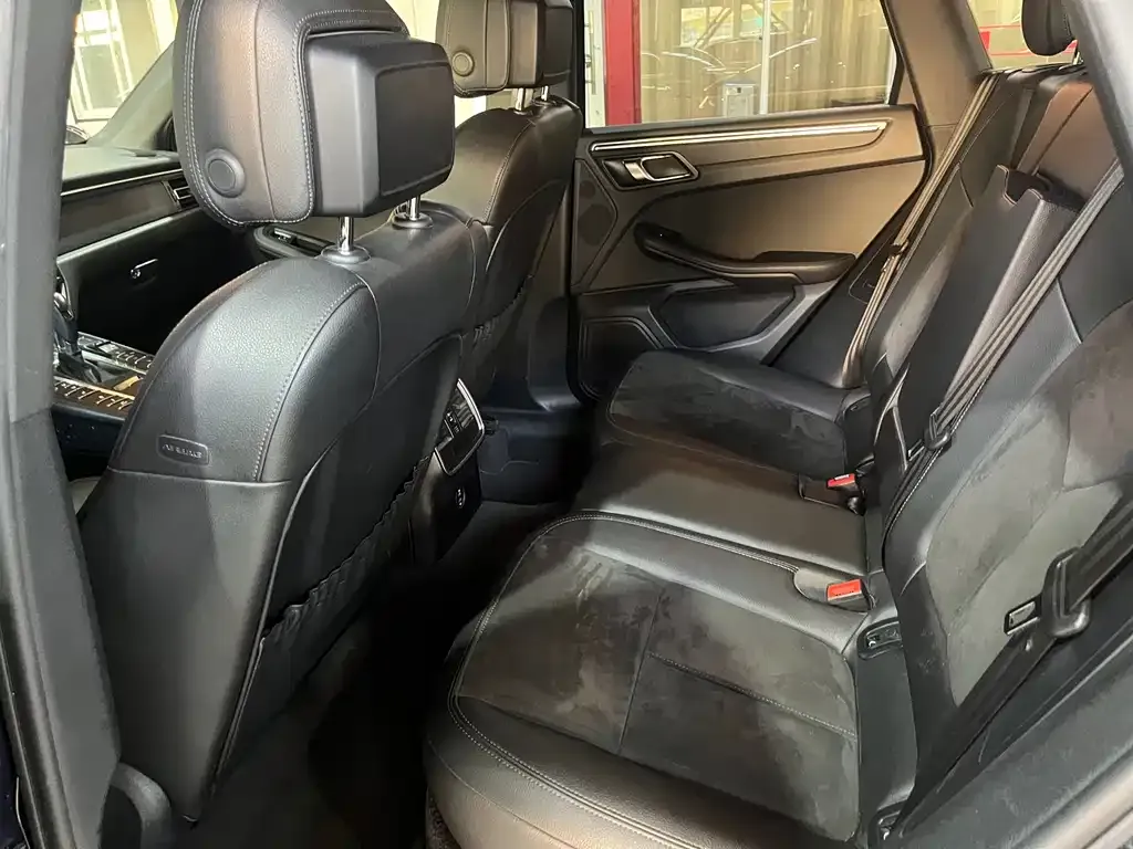 Porsche Macan 2021 из CN, фото 8