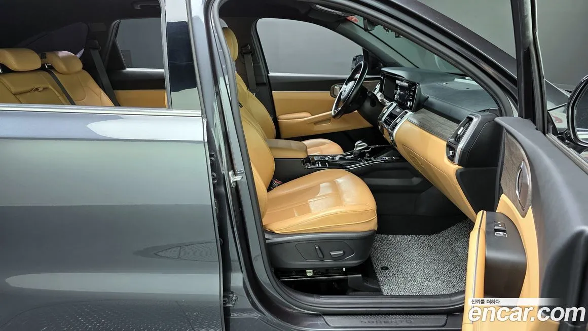 Kia Sorento — фото 9