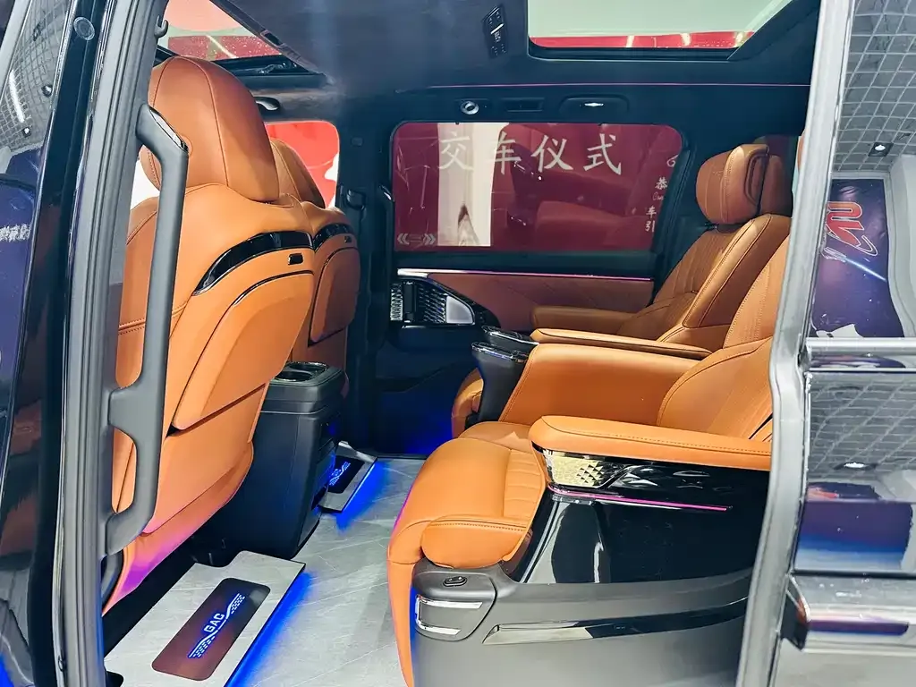 GAC Motor Trumpchi M8 — фото 5