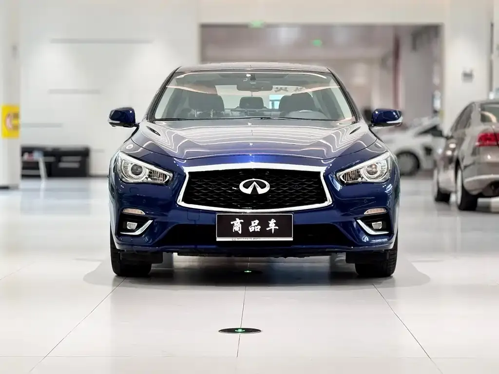 Infiniti Q50L — фото 8