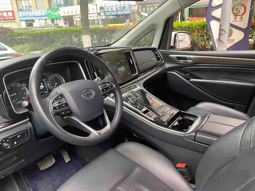 GAC Motor Trumpchi M8 — фото 5