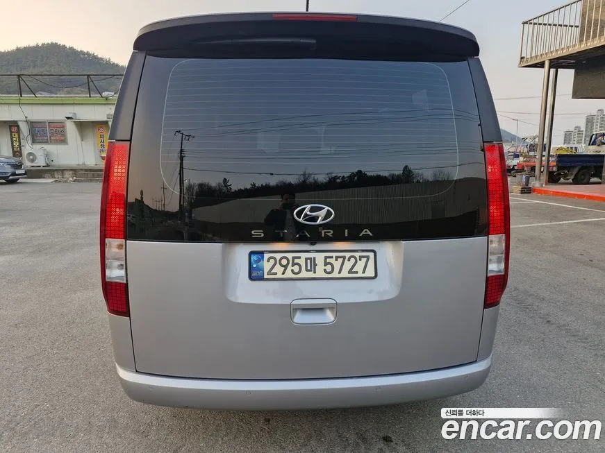 Hyundai Staria 2023 из KR, фото 5