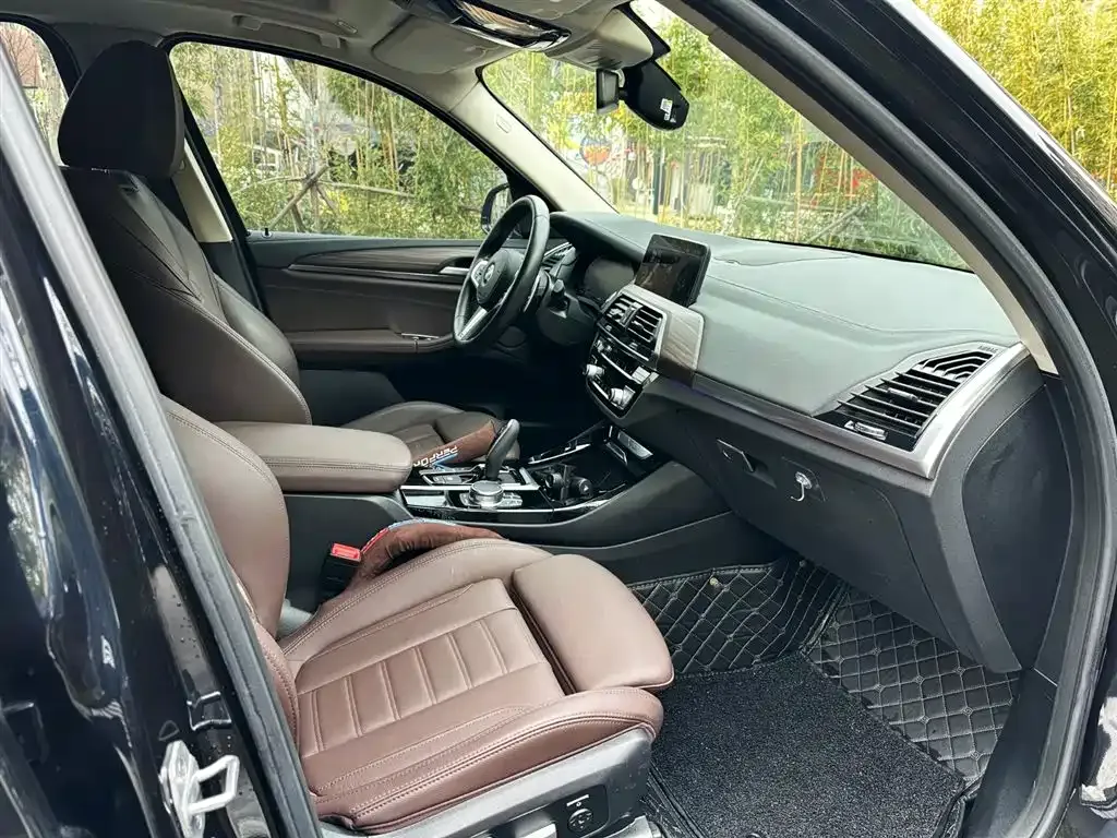 BMW X3 2021 из CN, фото 2