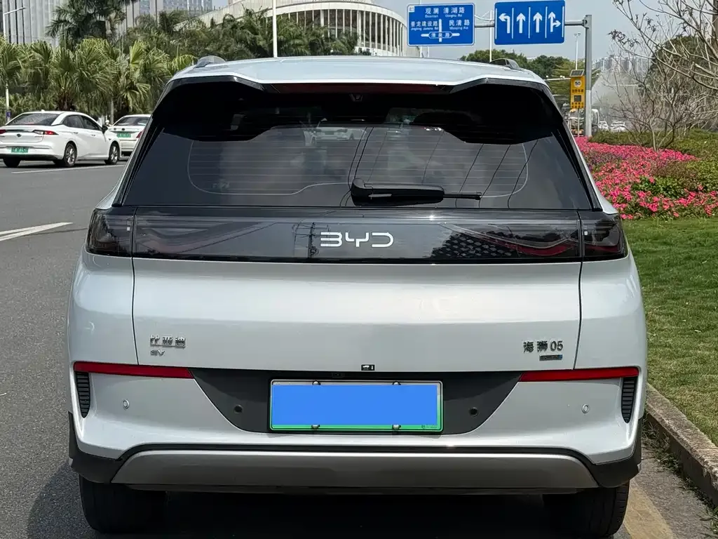BYD Hiace 05 EV — фото 10