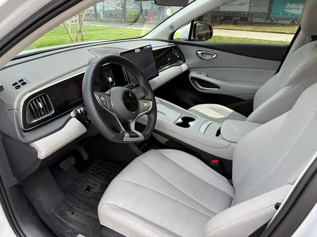 BYD Hiace 05 EV — фото 3