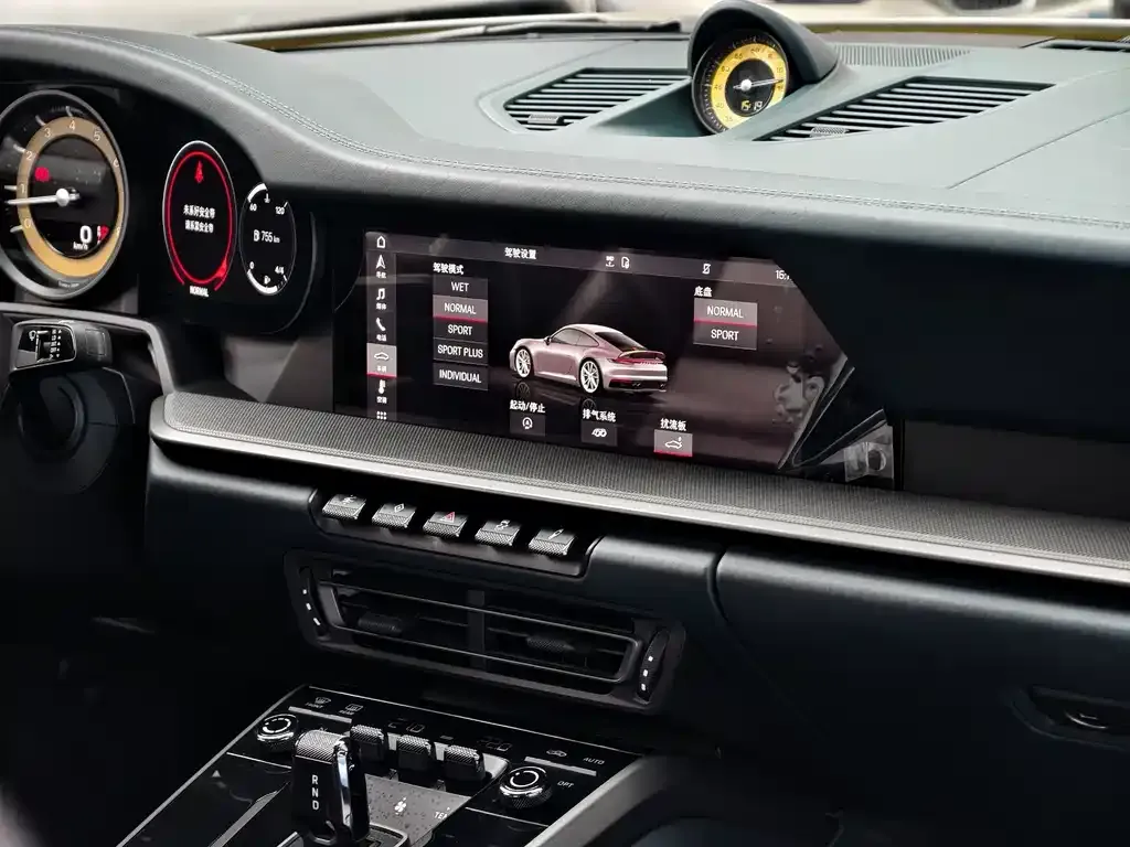 Porsche 911 2021 из CN, фото 2