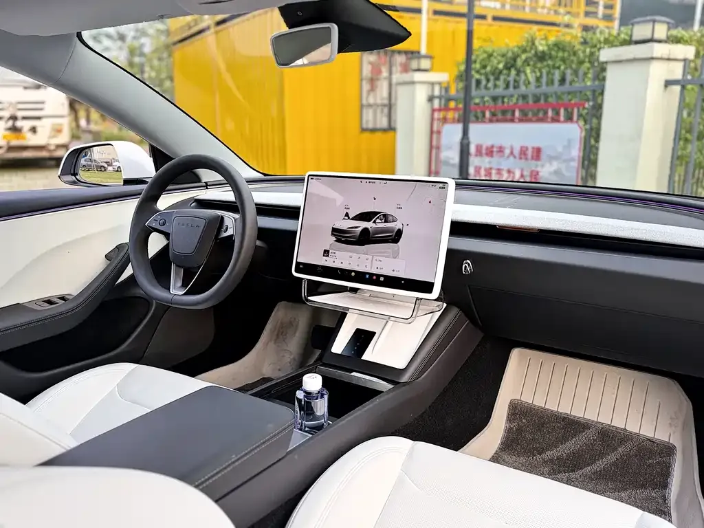 Tesla Model 3 2025 из CN, фото 8