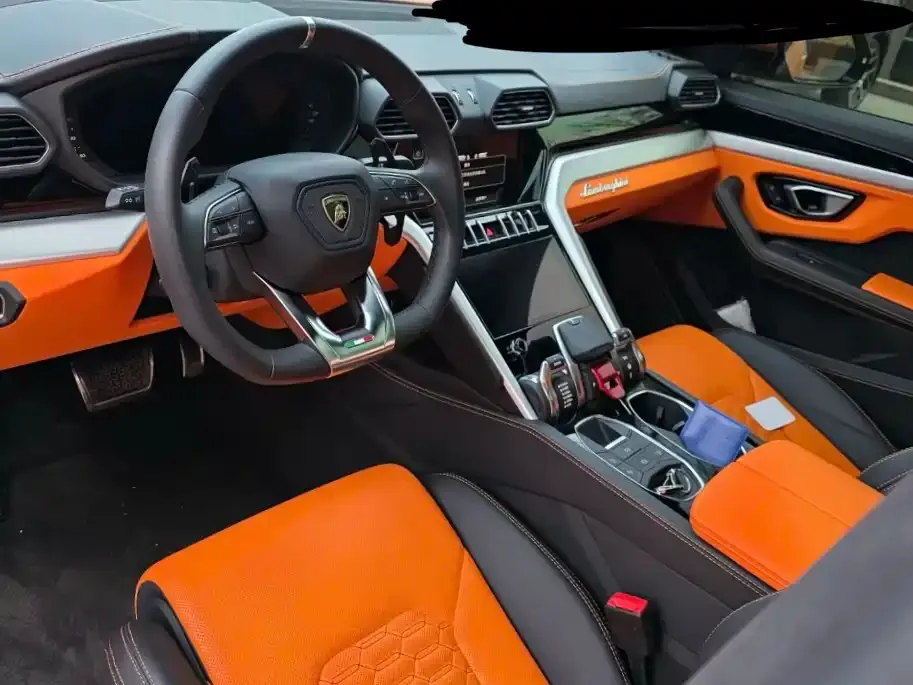Lamborghini Urus 2023 из CN, фото 3