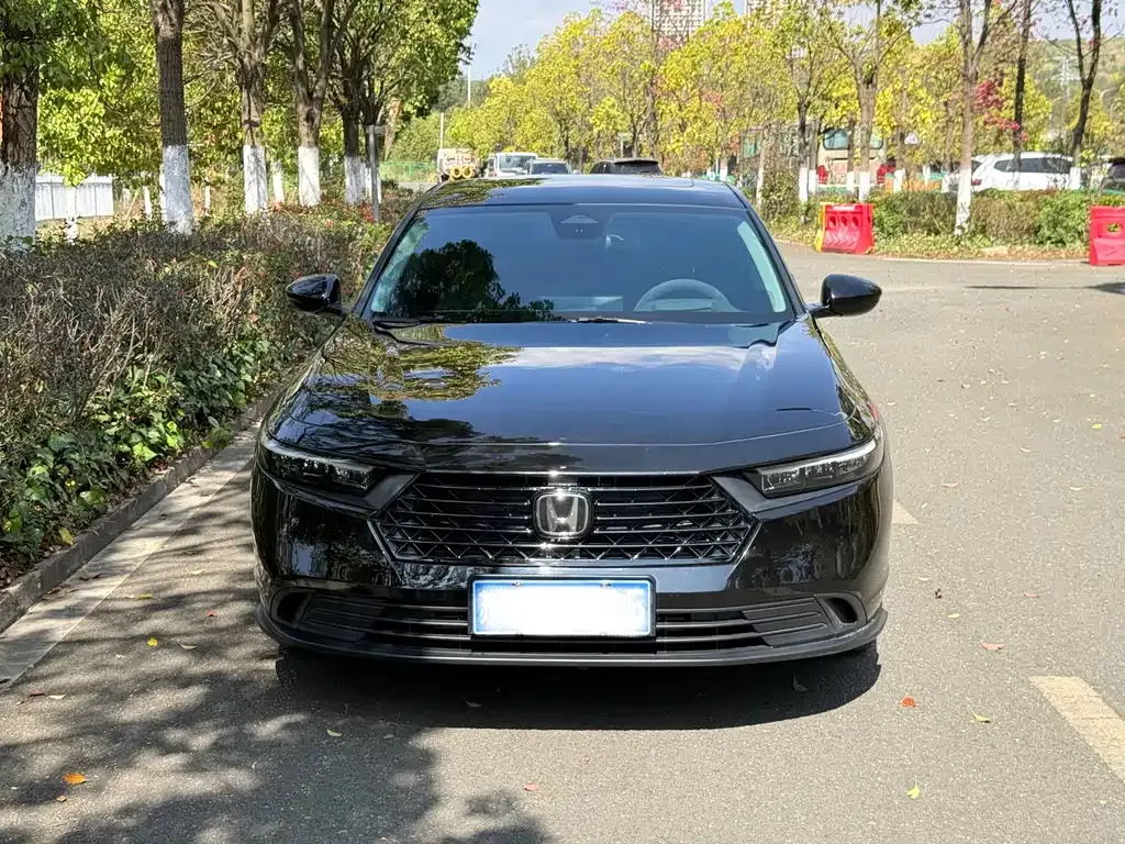 Honda Accord — фото 3