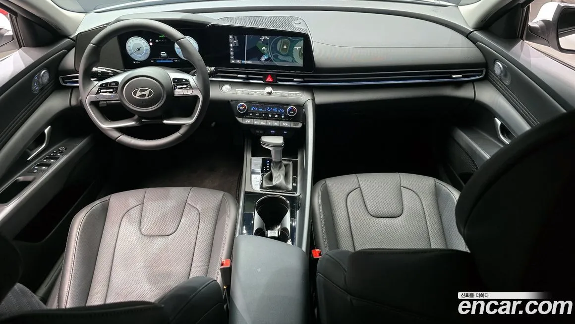 Hyundai AVANTE — фото 8