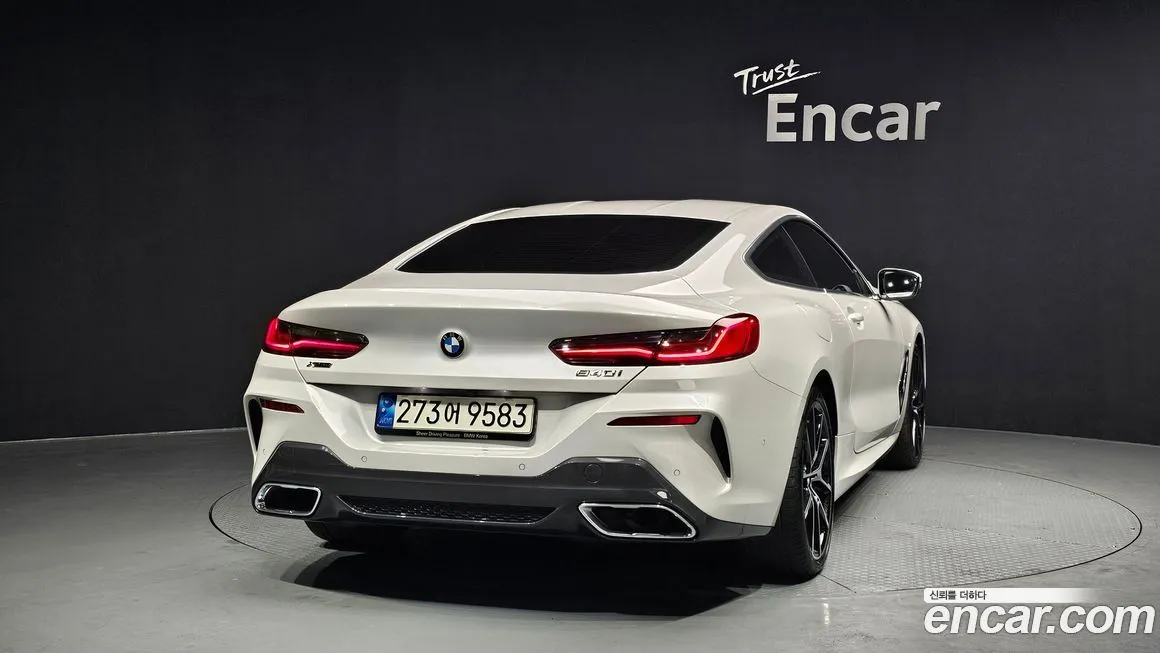BMW 8-Series — фото 2