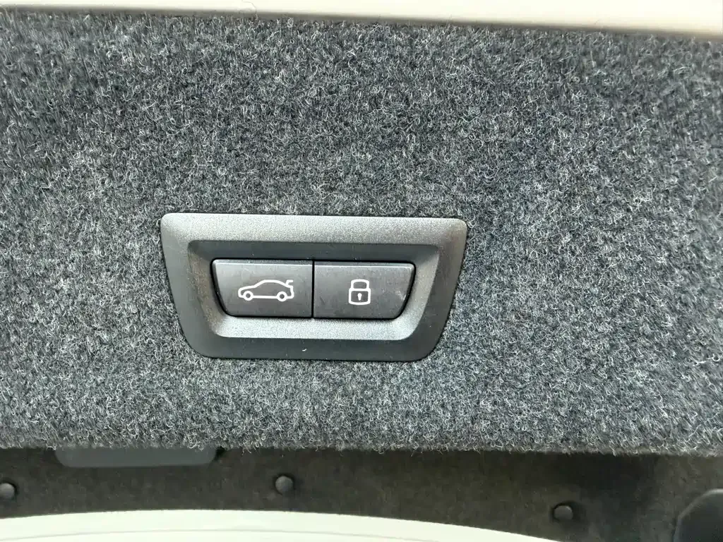 BMW 3 Series — фото 10