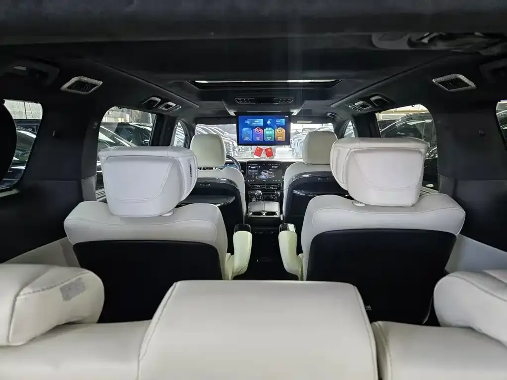 GAC Motor Trumpchi M8 — фото 9