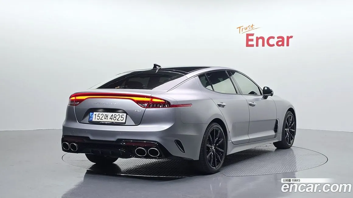 Kia Stinger 2023 из KR, фото 2