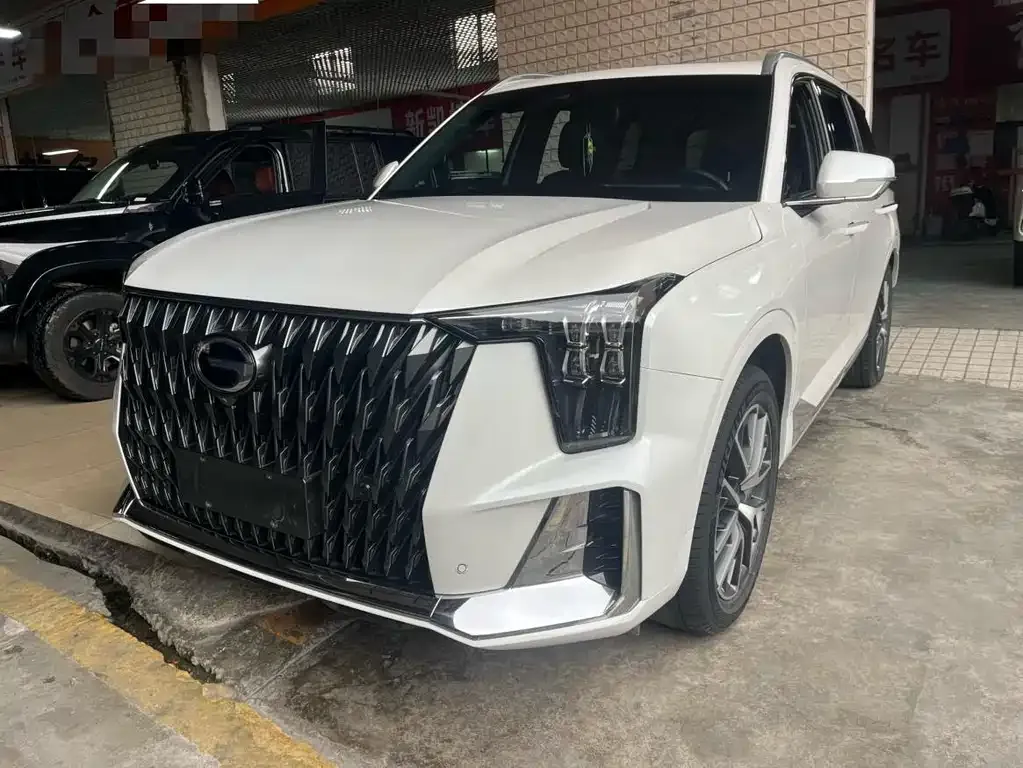 GAC Motor Trumpchi GS8 — фото 1