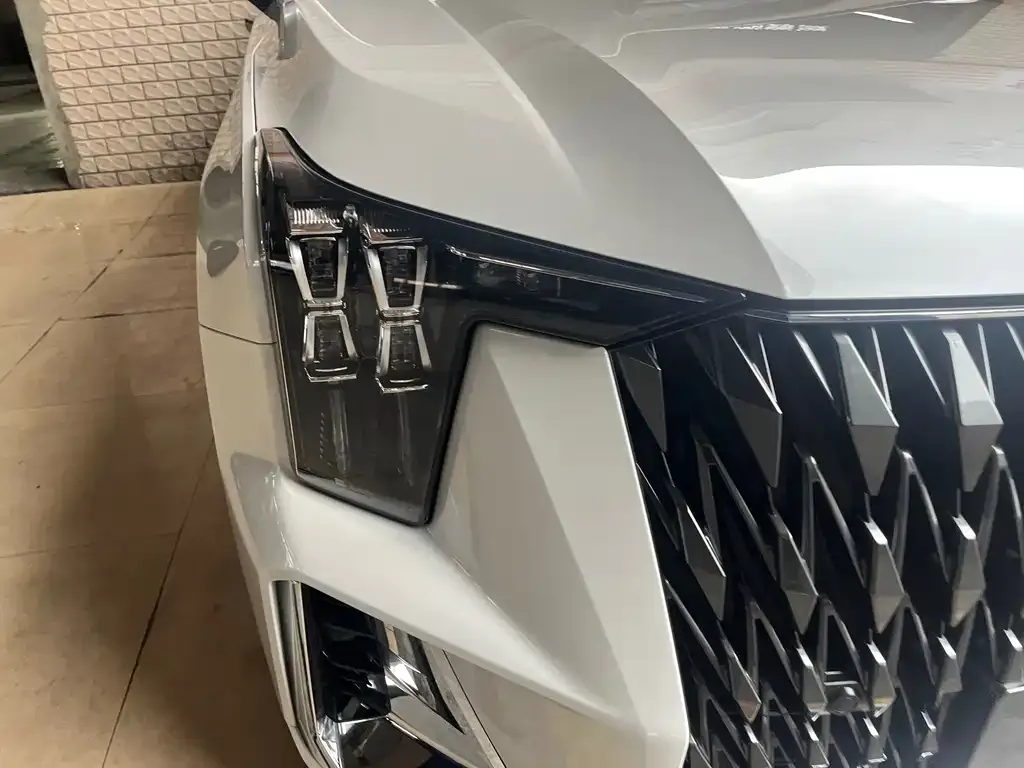 GAC Motor Trumpchi GS8 — фото 8