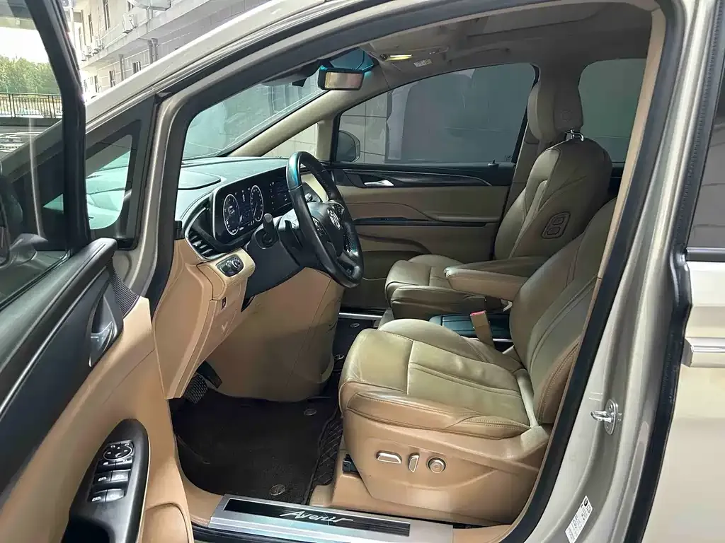 Buick GL8 2021 из CN, фото 7