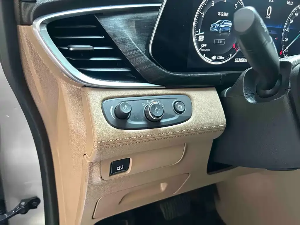 Buick GL8 2021 из CN, фото 10