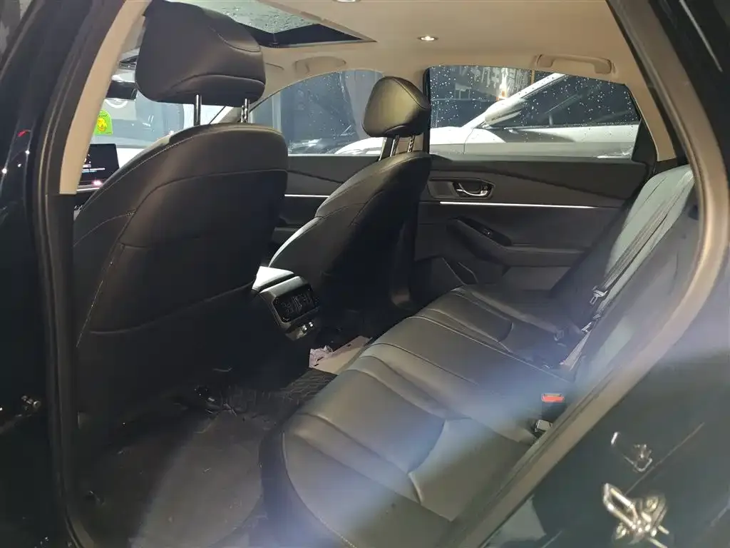 Honda Accord 2023 из CN, фото 2