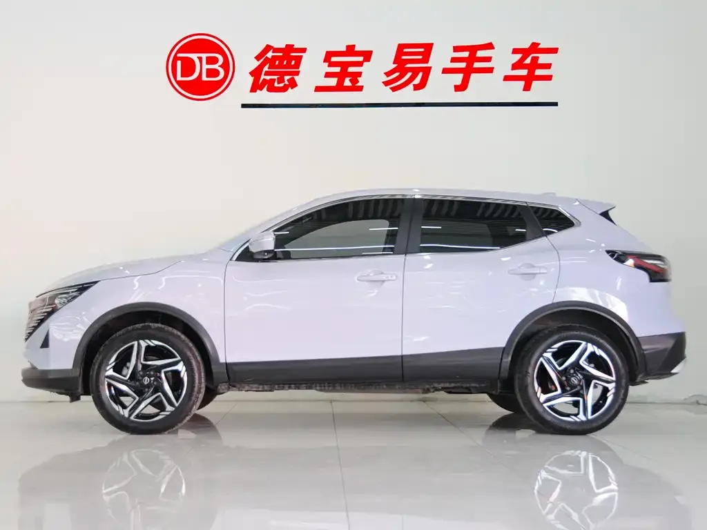 Nissan Qashqai — фото 2