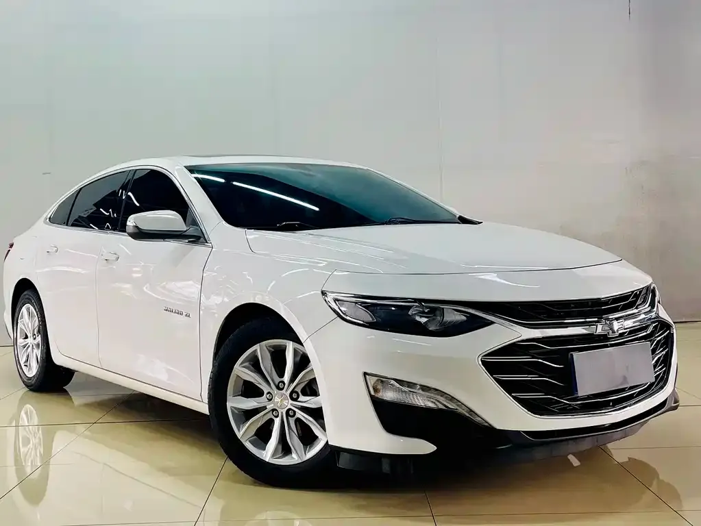 Chevrolet Malibu XL — фото 8