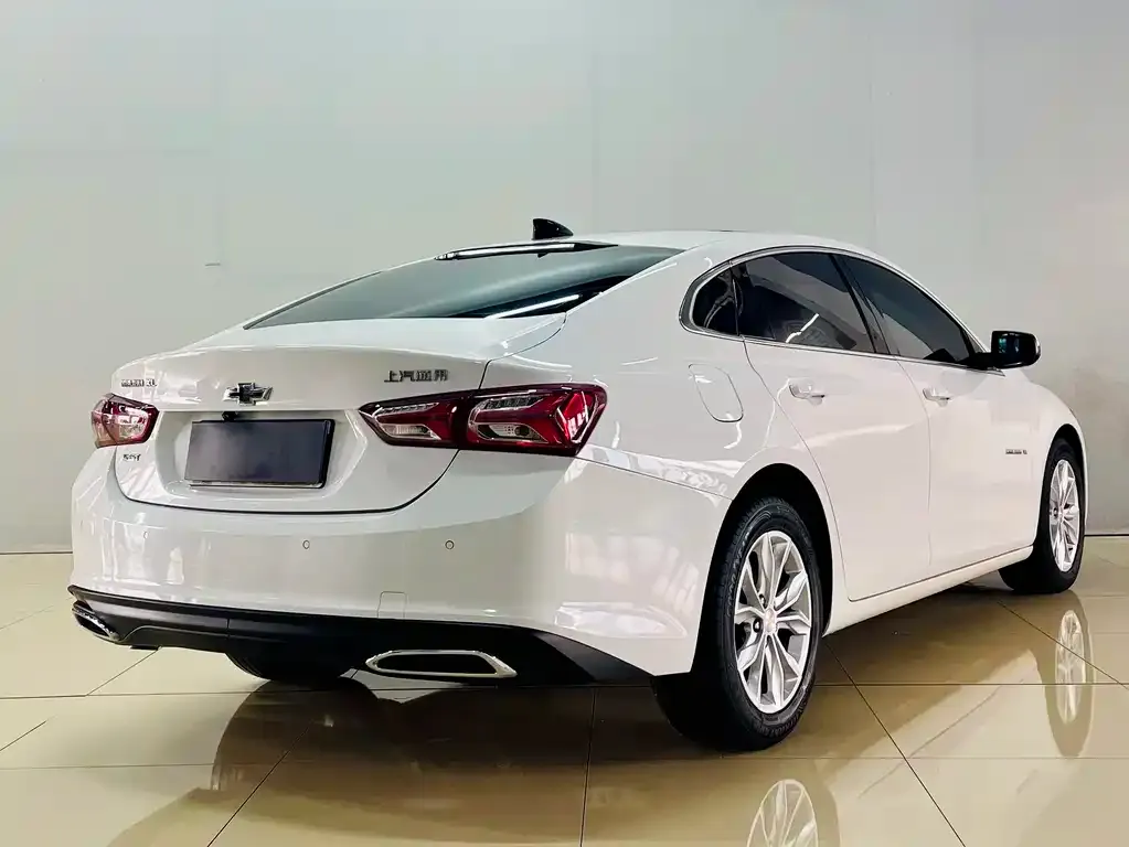 Chevrolet Malibu XL — фото 5