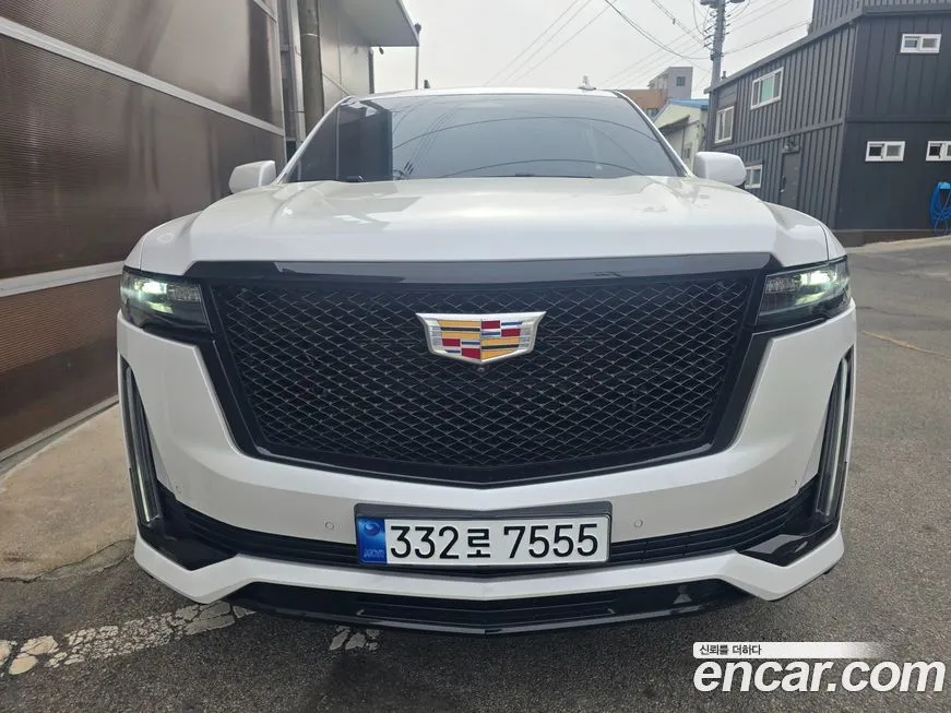 Cadillac Escalade 2023 из KR, фото 3