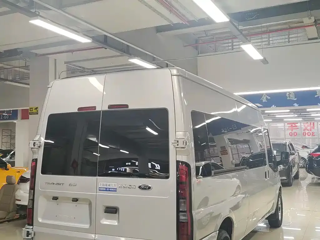 Ford Transit Custom 2021 из CN, фото 3