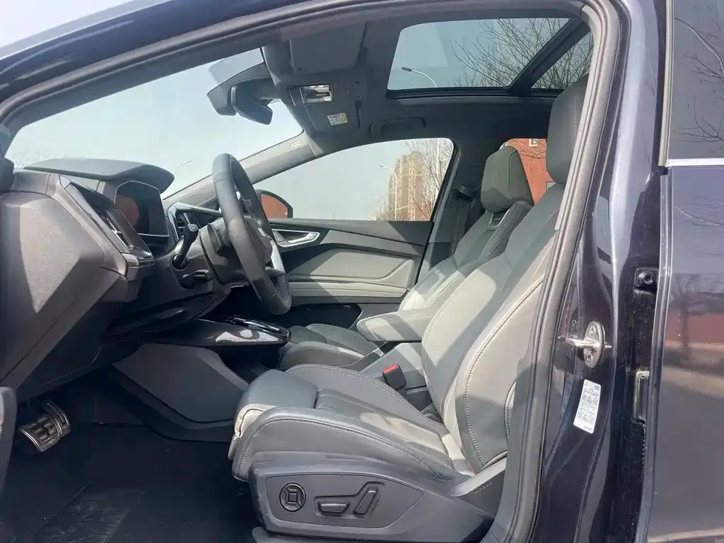 Audi Q4 e-tron 2023 из CN, фото 8