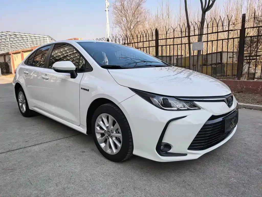Toyota Corolla 2023 из CN, фото 1
