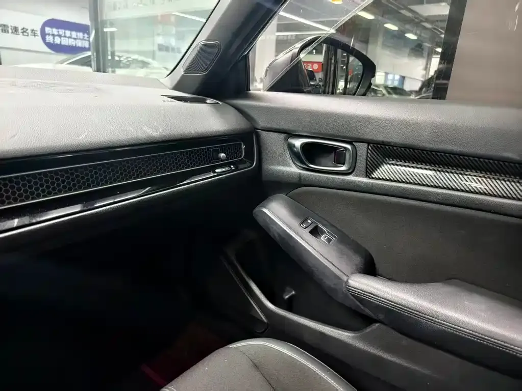 Honda Civic — фото 9