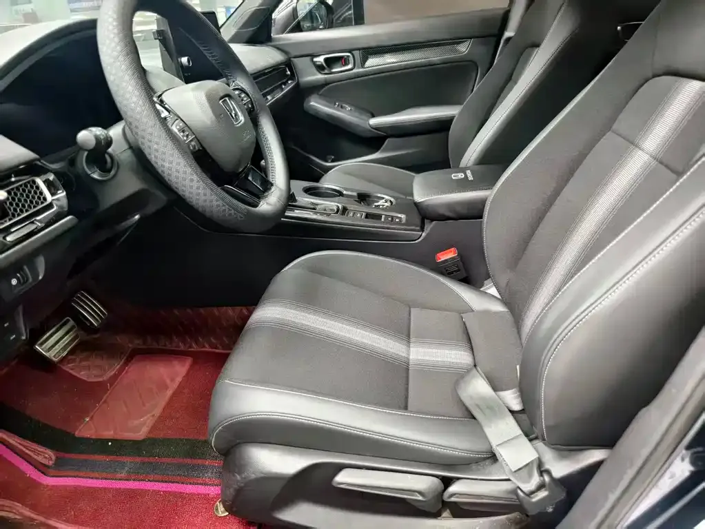 Honda Civic — фото 10