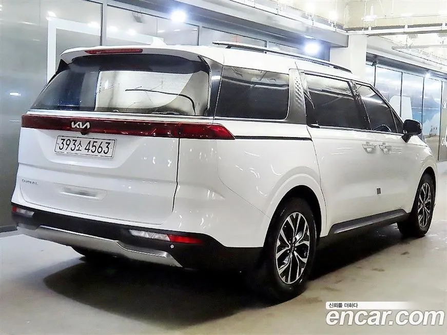 Kia Carnival — фото 2