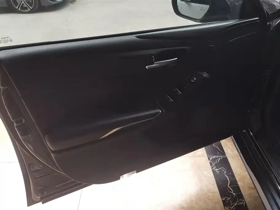 Toyota Avalon 2021 из CN, фото 4