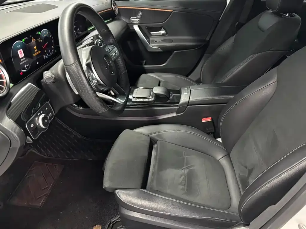 Mercedes-Benz A-Class 2021 из CN, фото 2
