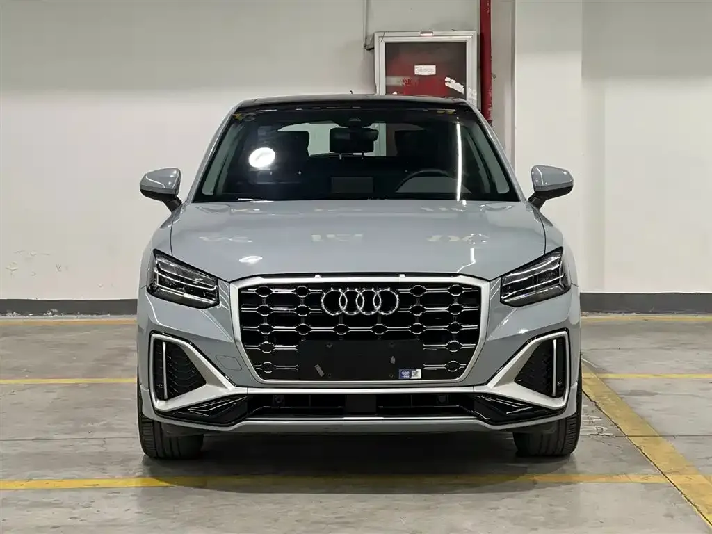 Audi Q2L 2023 из CN, фото 4