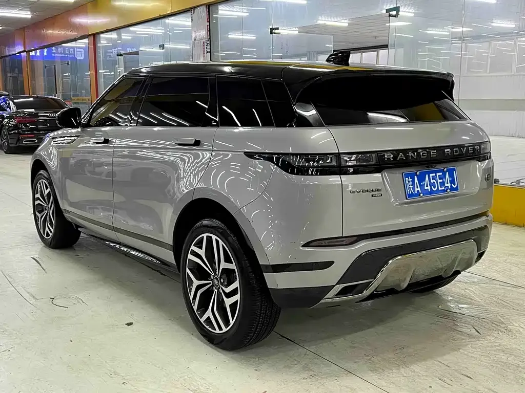 Land Rover Evoque — фото 6
