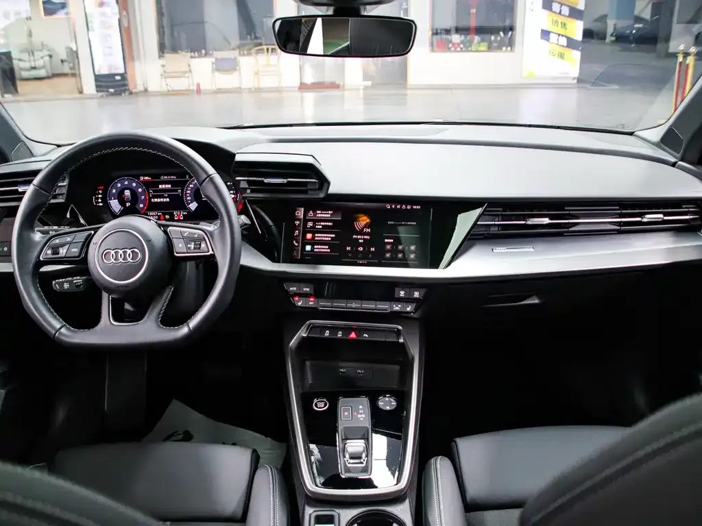 Audi A3 2023 из CN, фото 6