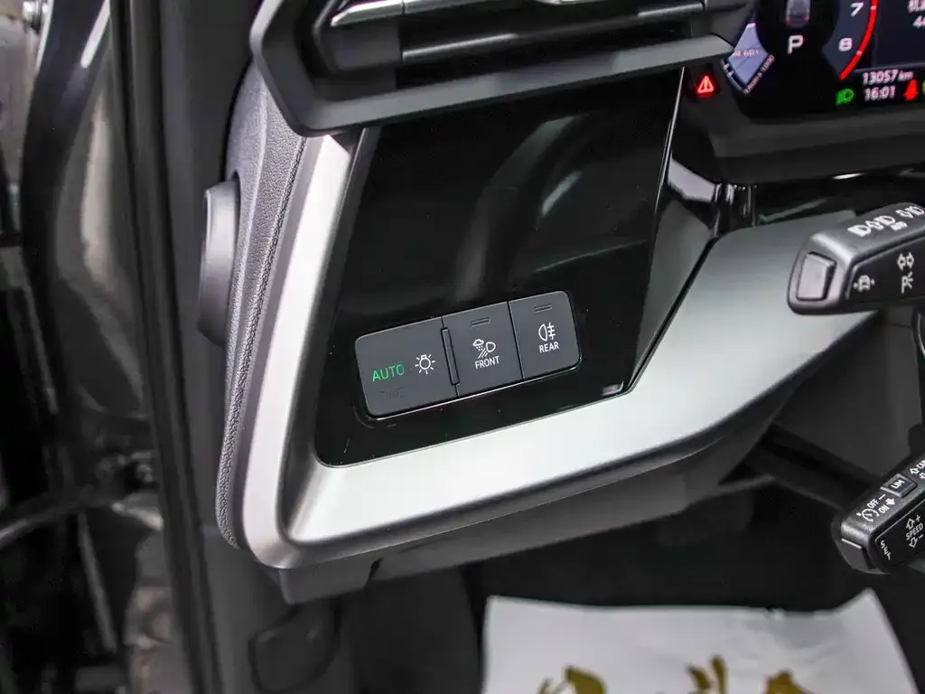 Audi A3 2023 из CN, фото 8