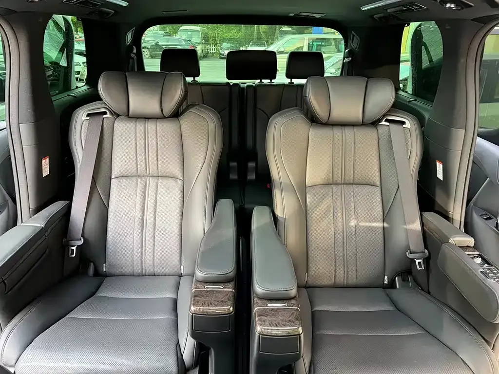 Toyota Alphard 2022 из CN, фото 6