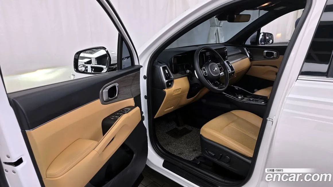 Kia Sorento — фото 6
