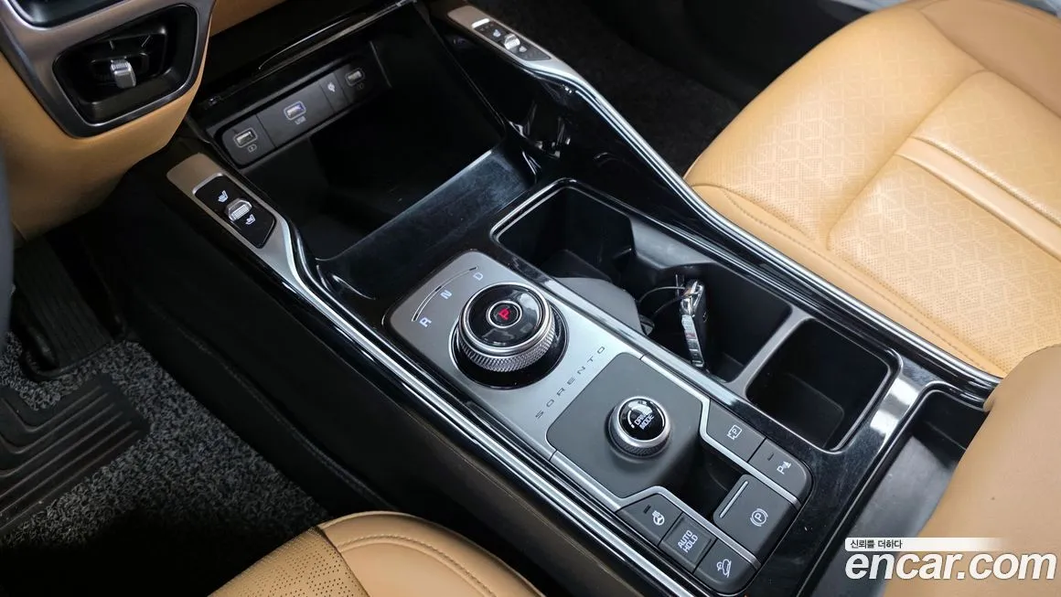 Kia Sorento — фото 9