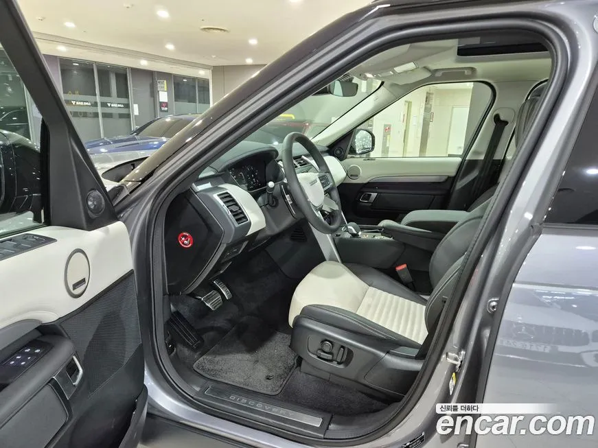 Land Rover Discovery 2025 из KR, фото 10