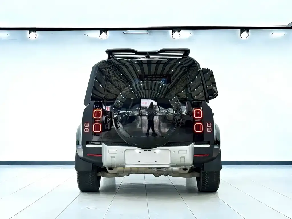Land Rover Defender — фото 2